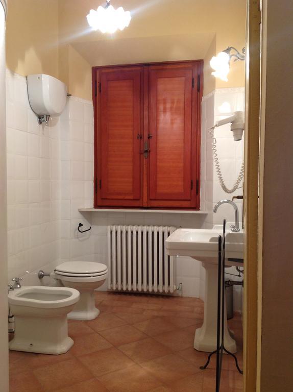 Villa La Romita Ospitalita Rurale Familiare Montisi Habitación foto