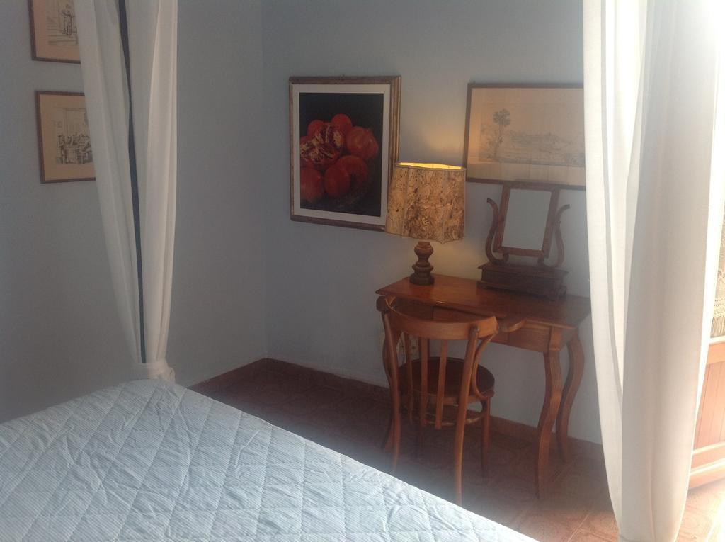 Villa La Romita Ospitalita Rurale Familiare Montisi Habitación foto
