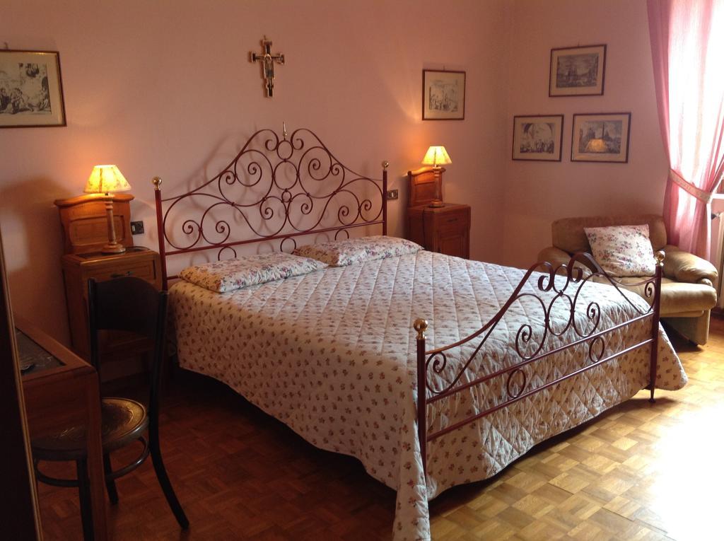 Villa La Romita Ospitalita Rurale Familiare Montisi Habitación foto