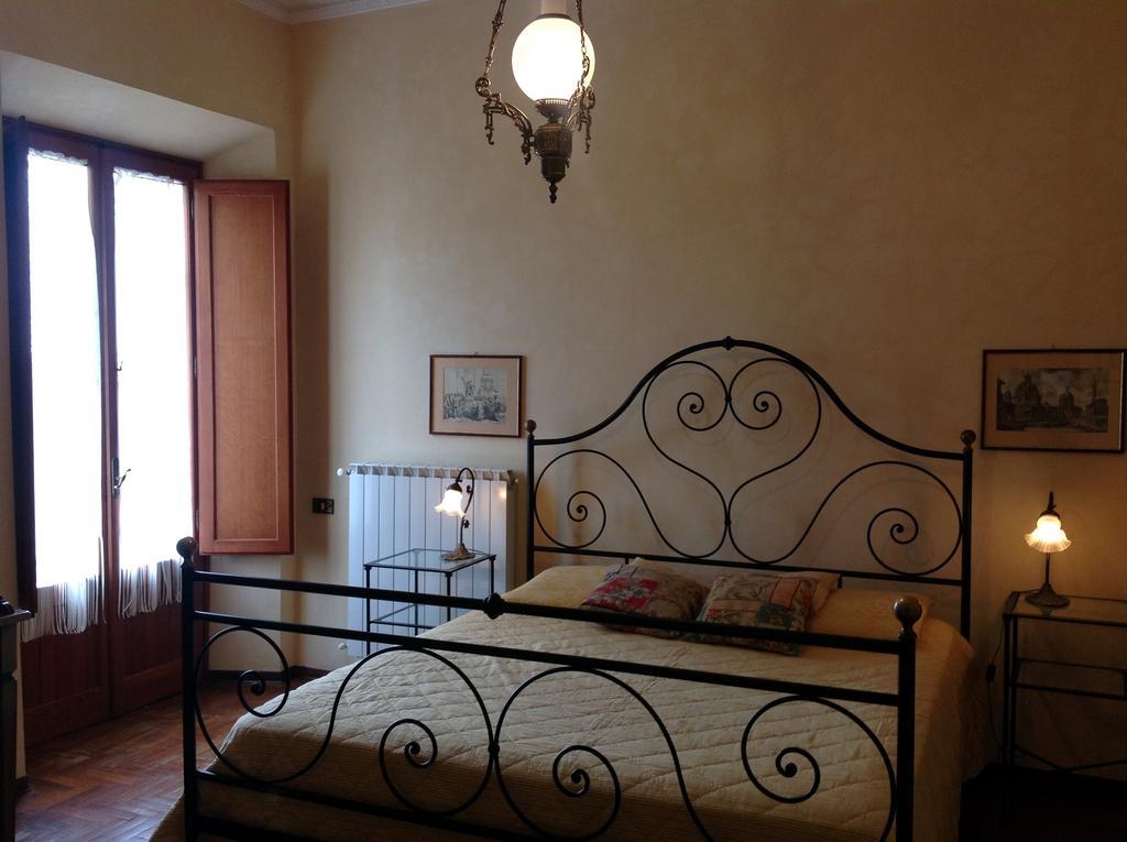 Villa La Romita Ospitalita Rurale Familiare Montisi Habitación foto