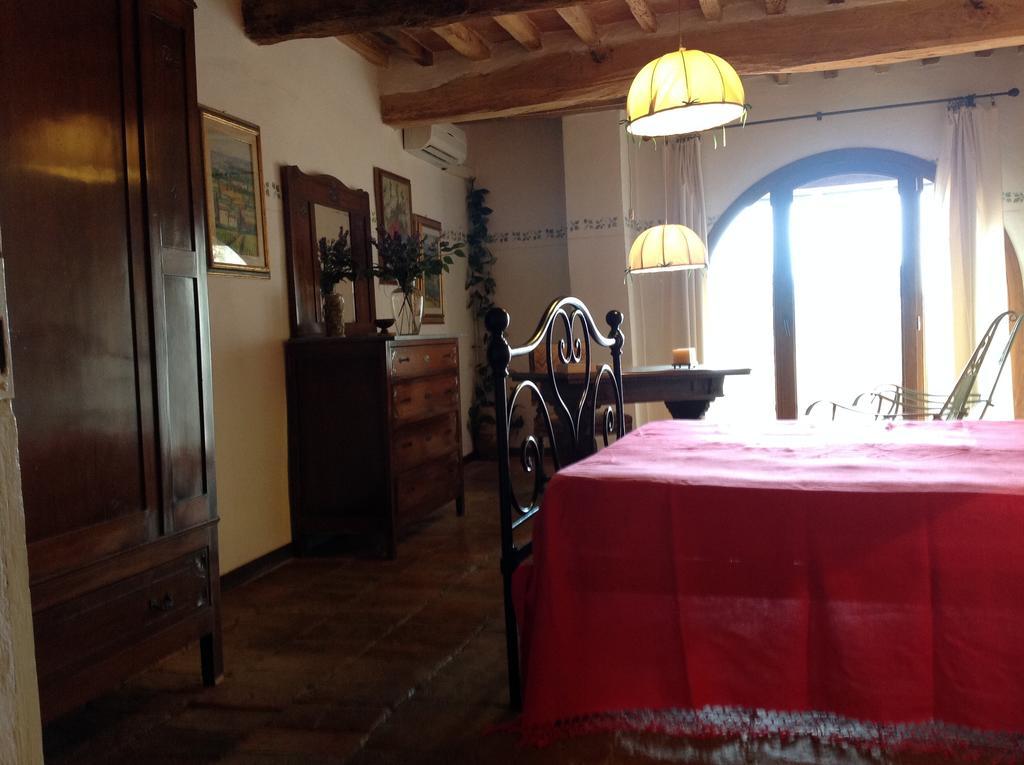 Villa La Romita Ospitalita Rurale Familiare Montisi Habitación foto